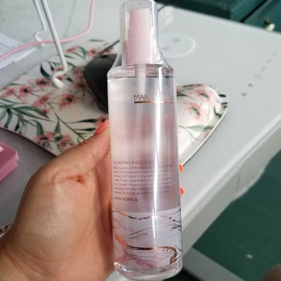 Manna Kadar Makeup Manna Kadar Hydration Happy Face Mist Poshmark